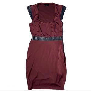 BEBE MAROON SHOULDER FITTED DRESS